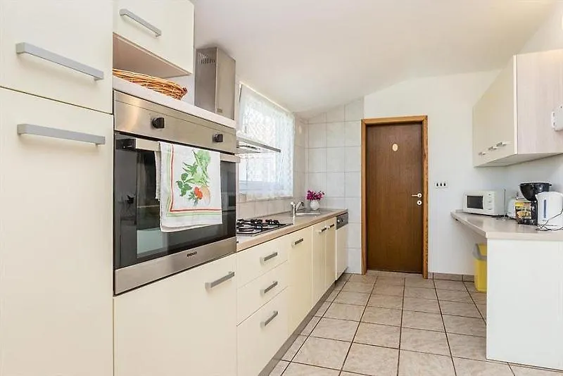 Olive Garden Apartments Krk Brzac
