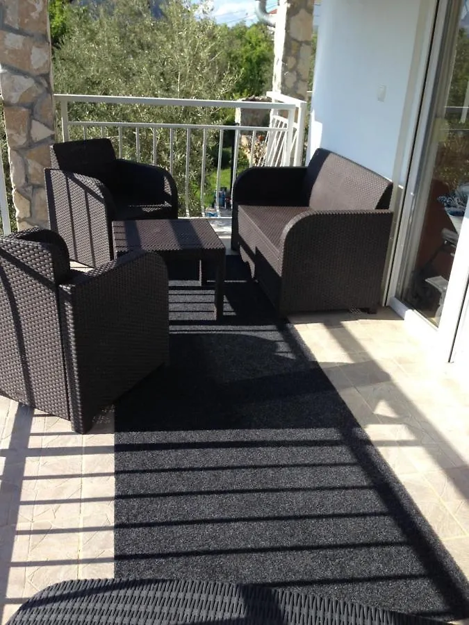 Olive Garden Apartments Krk Brzac